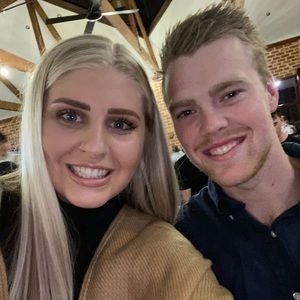 Meet your Posher, Violet